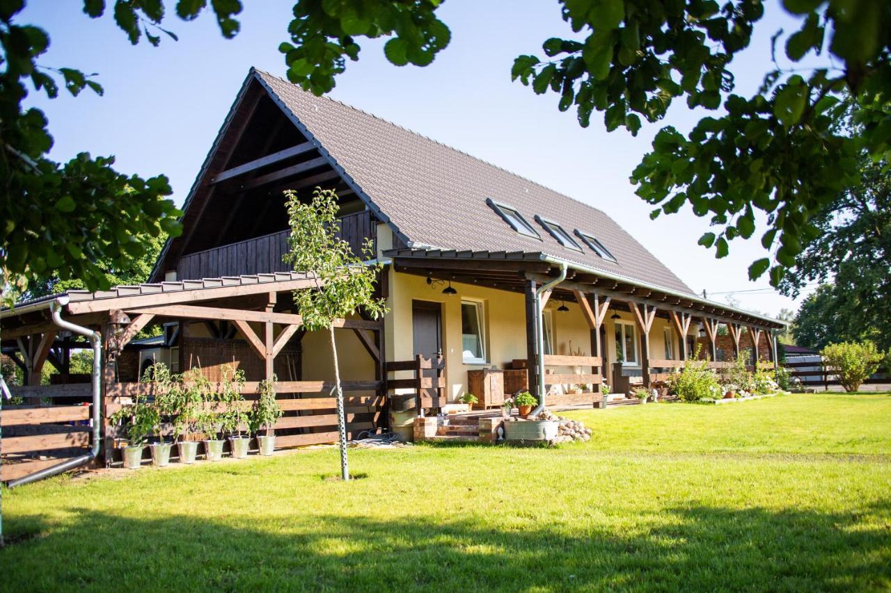 Blumenhuhnhof Apartment Burg Kauper Exterior photo